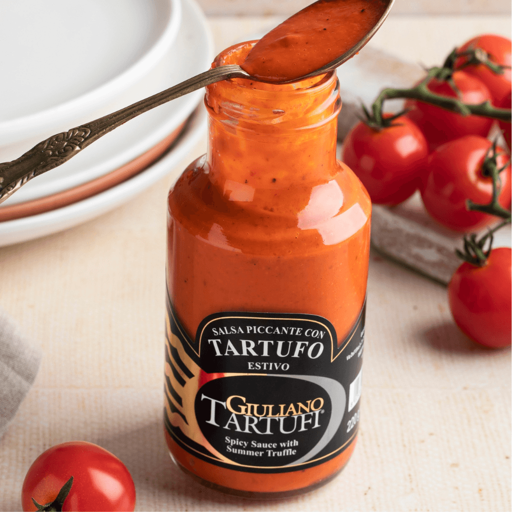 Giuliano Tartufi Spicy Sauce with Summer Truffle Front Side View - Damati Foods